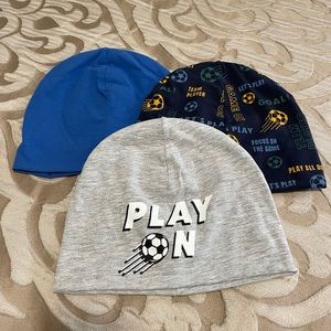 Set of 3 hats